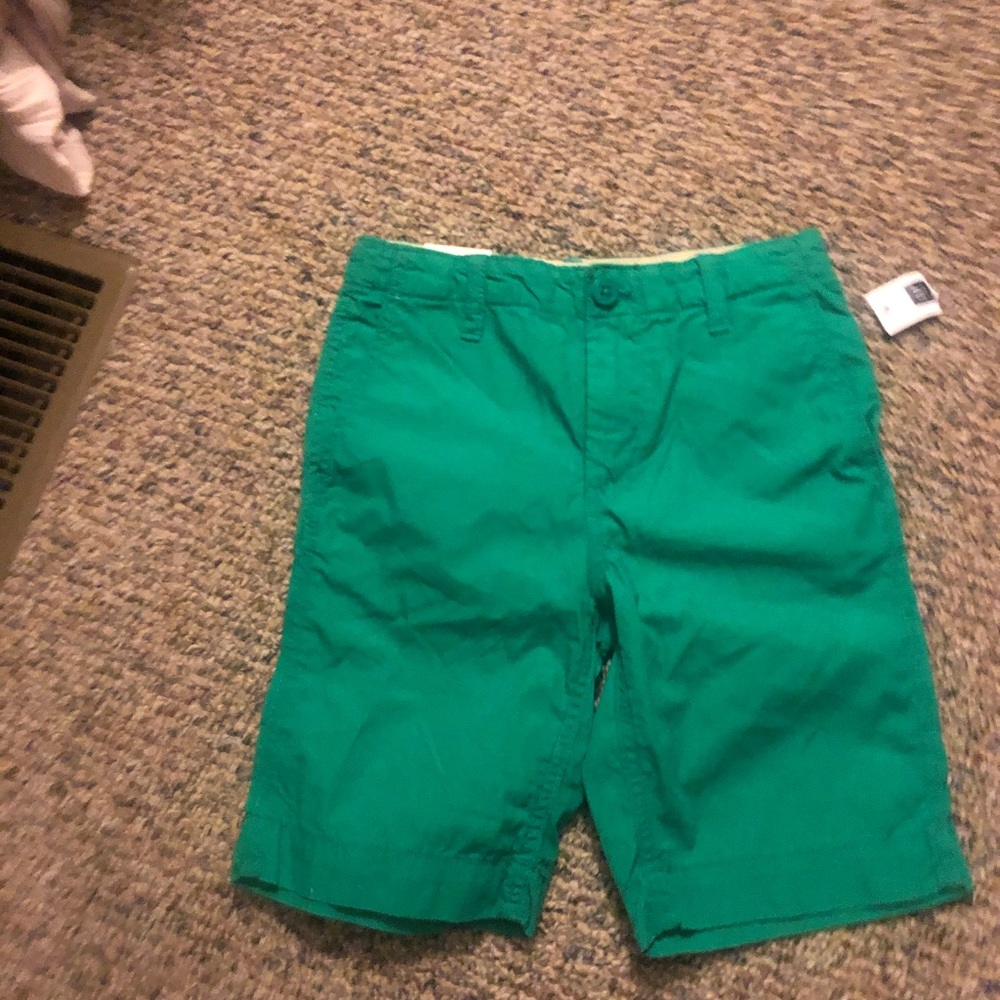 Boys green khaki short